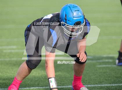 Thumbnail 1 in Rich vs. Milford (UHSAA 8 Man Final) photogallery.