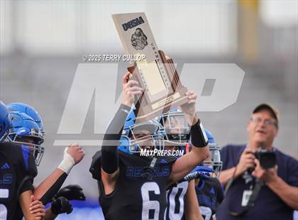 Thumbnail 1 in Rich vs. Milford (UHSAA 8 Man Final) photogallery.