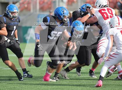Thumbnail 3 in Rich vs. Milford (UHSAA 8 Man Final) photogallery.