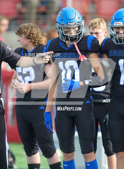 Thumbnail 1 in Rich vs. Milford (UHSAA 8 Man Final) photogallery.