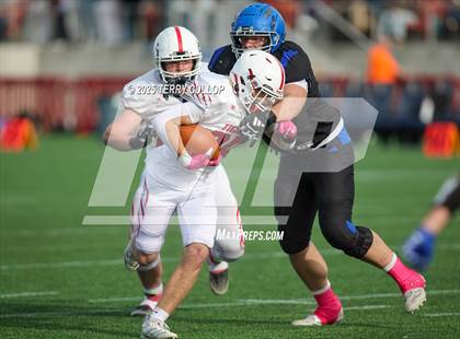 Thumbnail 2 in Rich vs. Milford (UHSAA 8 Man Final) photogallery.