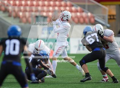 Thumbnail 3 in Rich vs. Milford (UHSAA 8 Man Final) photogallery.