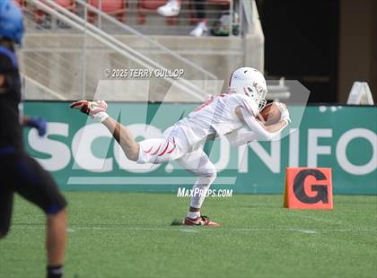 Thumbnail 3 in Rich vs. Milford (UHSAA 8 Man Final) photogallery.