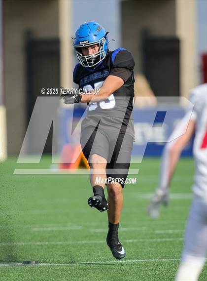 Thumbnail 2 in Rich vs. Milford (UHSAA 8 Man Final) photogallery.