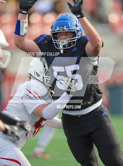 Thumbnail 3 in Rich vs. Milford (UHSAA 8 Man Final) photogallery.