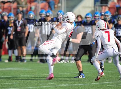 Thumbnail 2 in Rich vs. Milford (UHSAA 8 Man Final) photogallery.