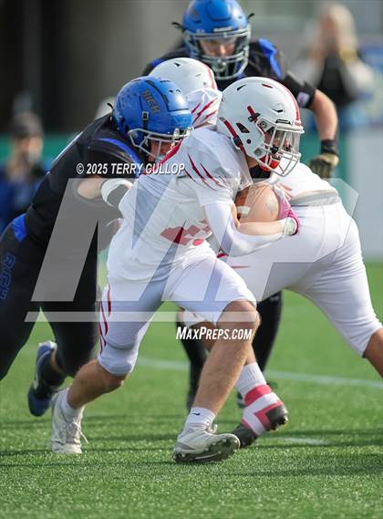 Thumbnail 1 in Rich vs. Milford (UHSAA 8 Man Final) photogallery.