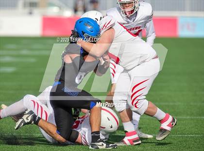 Thumbnail 2 in Rich vs. Milford (UHSAA 8 Man Final) photogallery.