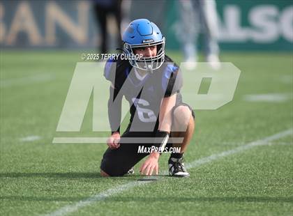 Thumbnail 3 in Rich vs. Milford (UHSAA 8 Man Final) photogallery.