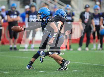 Thumbnail 2 in Rich vs. Milford (UHSAA 8 Man Final) photogallery.