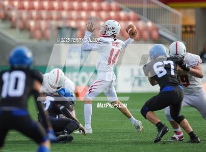 Thumbnail 2 in Rich vs. Milford (UHSAA 8 Man Final) photogallery.