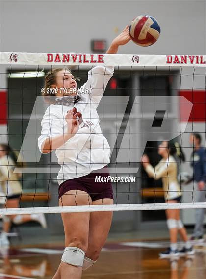 Thumbnail 1 in Tri-West Hendricks vs. Brebeuf Jesuit Preparatory (Regional Semifinal) photogallery.