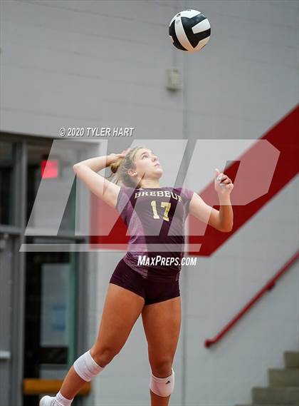 Thumbnail 1 in Tri-West Hendricks vs. Brebeuf Jesuit Preparatory (Regional Semifinal) photogallery.