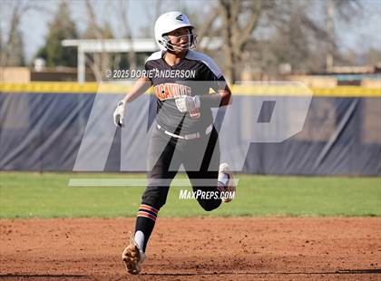 Thumbnail 3 in Vacaville @ Oak Ridge photogallery.