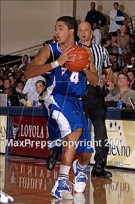 Thumbnail 2 in Campbell Hall vs Serra (SS DIVAA Final) photogallery.