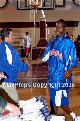 Thumbnail 1 in Campbell Hall vs Serra (SS DIVAA Final) photogallery.