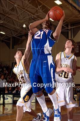 Thumbnail 2 in Campbell Hall vs Serra (SS DIVAA Final) photogallery.