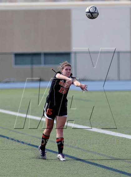 Thumbnail 2 in Santa Teresa vs. Woodside (CIF CCS D1 Final) photogallery.