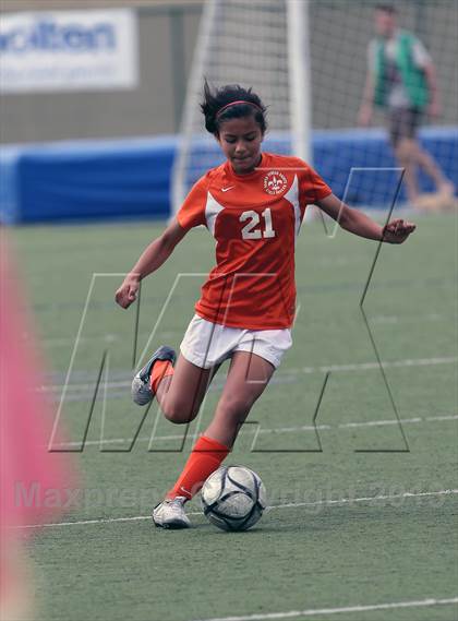 Thumbnail 3 in Santa Teresa vs. Woodside (CIF CCS D1 Final) photogallery.