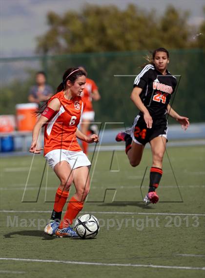 Thumbnail 3 in Santa Teresa vs. Woodside (CIF CCS D1 Final) photogallery.