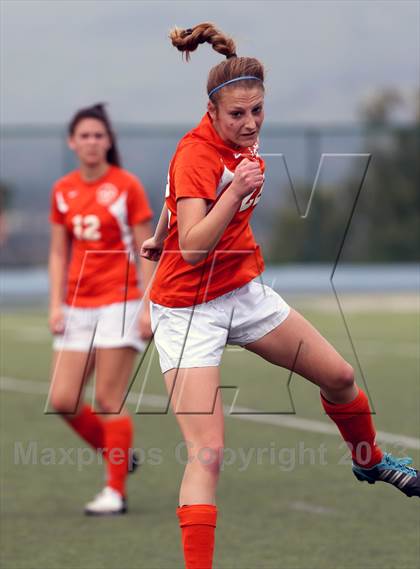 Thumbnail 3 in Santa Teresa vs. Woodside (CIF CCS D1 Final) photogallery.