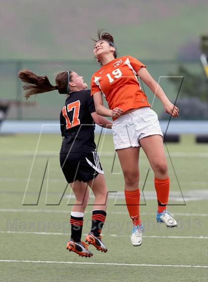 Thumbnail 2 in Santa Teresa vs. Woodside (CIF CCS D1 Final) photogallery.