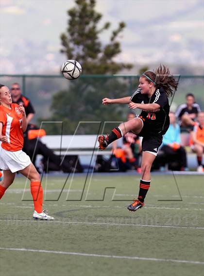Thumbnail 2 in Santa Teresa vs. Woodside (CIF CCS D1 Final) photogallery.