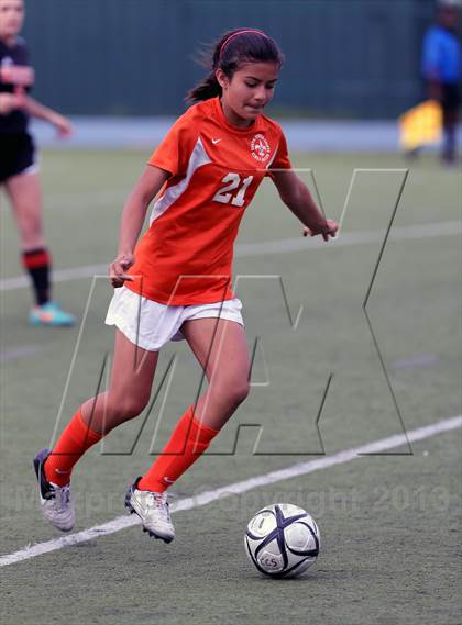 Thumbnail 3 in Santa Teresa vs. Woodside (CIF CCS D1 Final) photogallery.