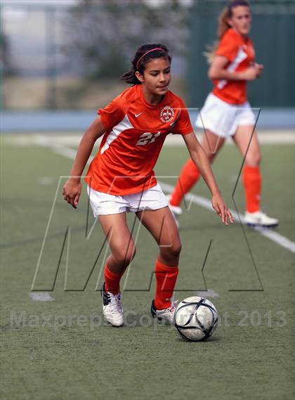 Thumbnail 3 in Santa Teresa vs. Woodside (CIF CCS D1 Final) photogallery.