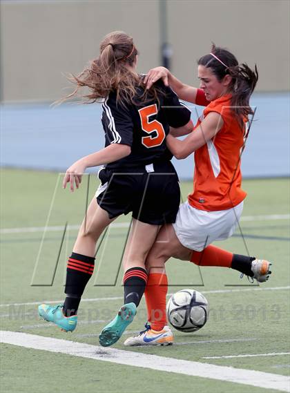 Thumbnail 2 in Santa Teresa vs. Woodside (CIF CCS D1 Final) photogallery.