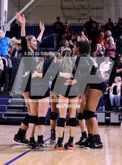 Thumbnail 3 in Buford vs. Lambert (GHSA 7A Championship) photogallery.