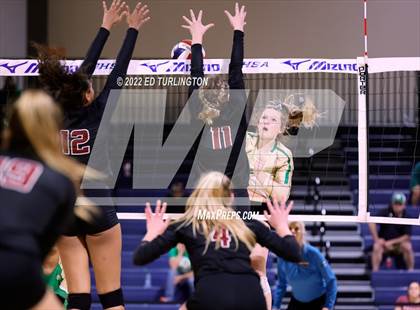 Thumbnail 1 in Buford vs. Lambert (GHSA 7A Championship) photogallery.