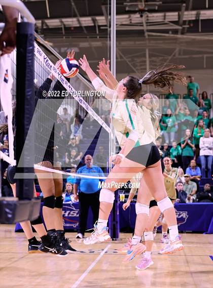 Thumbnail 1 in Buford vs. Lambert (GHSA 7A Championship) photogallery.
