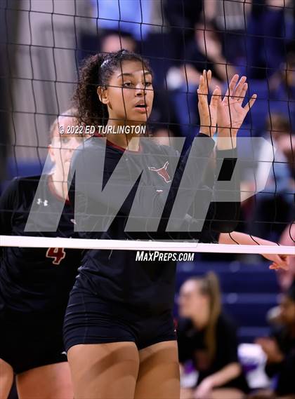 Thumbnail 3 in Buford vs. Lambert (GHSA 7A Championship) photogallery.