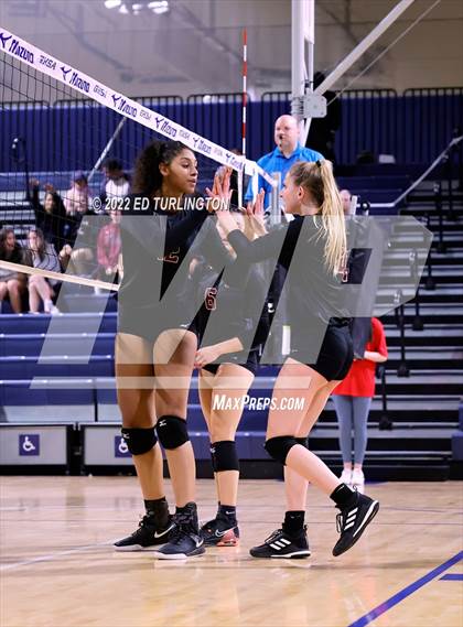 Thumbnail 2 in Buford vs. Lambert (GHSA 7A Championship) photogallery.