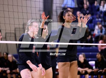Thumbnail 2 in Buford vs. Lambert (GHSA 7A Championship) photogallery.
