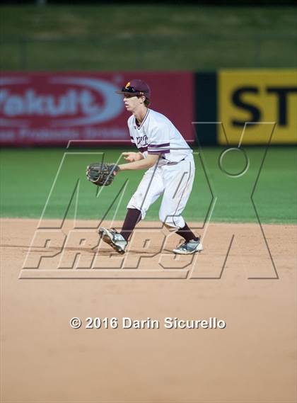 Thumbnail 3 in Mountain Ridge vs. Mountain Pointe (AIA D1 Playoff) photogallery.