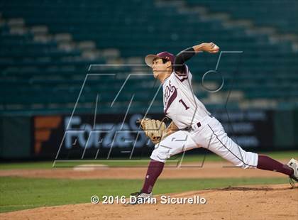 Thumbnail 3 in Mountain Ridge vs. Mountain Pointe (AIA D1 Playoff) photogallery.