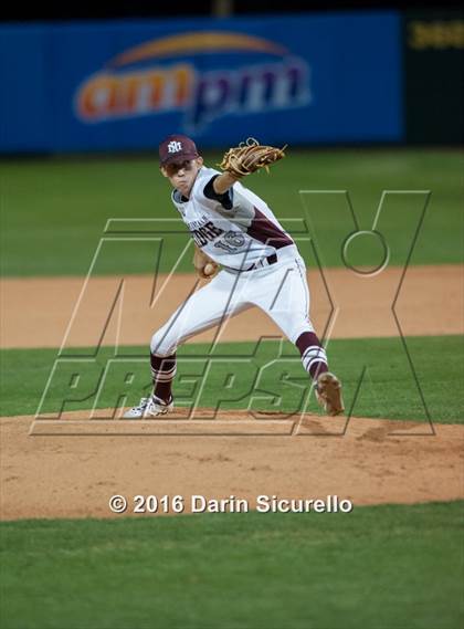 Thumbnail 3 in Mountain Ridge vs. Mountain Pointe (AIA D1 Playoff) photogallery.