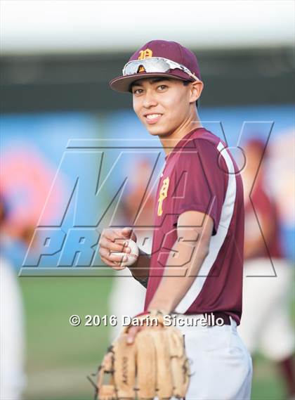 Thumbnail 3 in Mountain Ridge vs. Mountain Pointe (AIA D1 Playoff) photogallery.