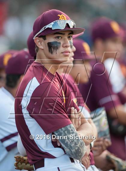 Thumbnail 2 in Mountain Ridge vs. Mountain Pointe (AIA D1 Playoff) photogallery.