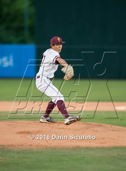 Thumbnail 2 in Mountain Ridge vs. Mountain Pointe (AIA D1 Playoff) photogallery.