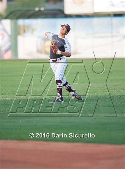 Thumbnail 1 in Mountain Ridge vs. Mountain Pointe (AIA D1 Playoff) photogallery.