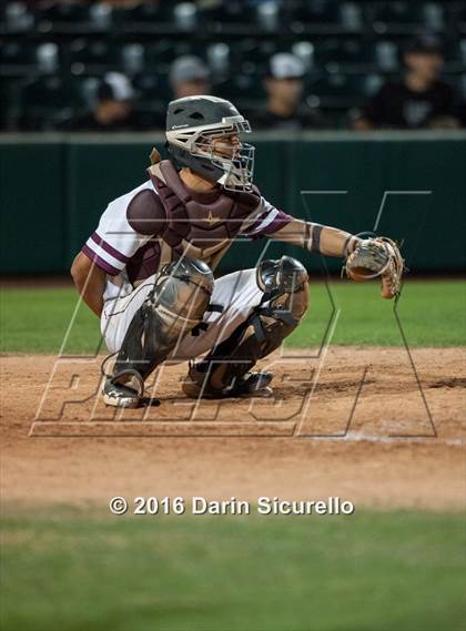 Thumbnail 2 in Mountain Ridge vs. Mountain Pointe (AIA D1 Playoff) photogallery.