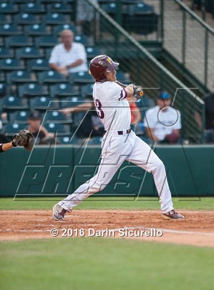 Thumbnail 3 in Mountain Ridge vs. Mountain Pointe (AIA D1 Playoff) photogallery.