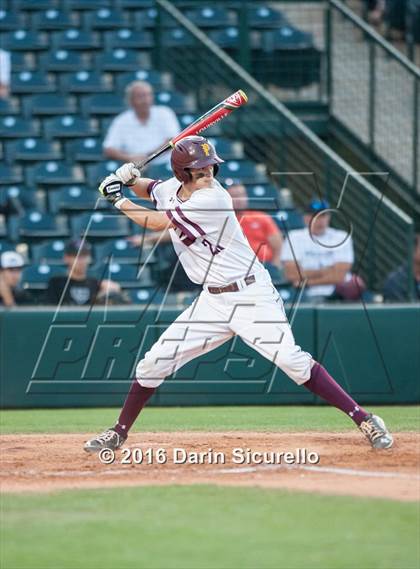 Thumbnail 3 in Mountain Ridge vs. Mountain Pointe (AIA D1 Playoff) photogallery.