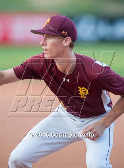 Thumbnail 3 in Mountain Ridge vs. Mountain Pointe (AIA D1 Playoff) photogallery.