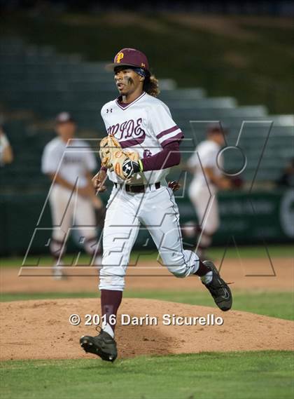Thumbnail 1 in Mountain Ridge vs. Mountain Pointe (AIA D1 Playoff) photogallery.