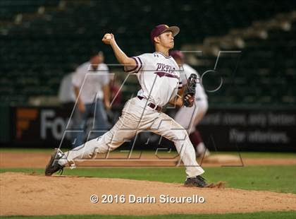 Thumbnail 2 in Mountain Ridge vs. Mountain Pointe (AIA D1 Playoff) photogallery.