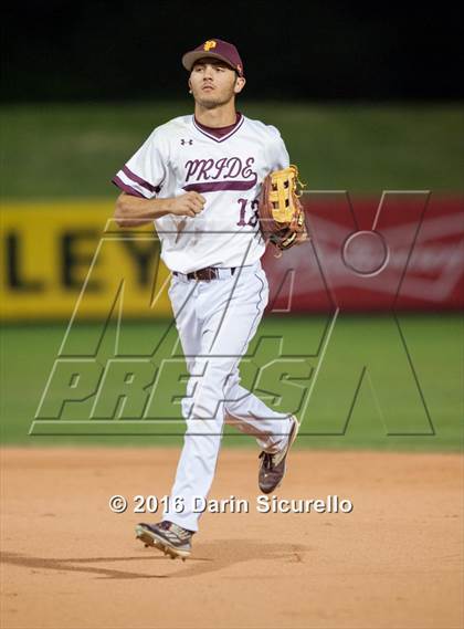 Thumbnail 3 in Mountain Ridge vs. Mountain Pointe (AIA D1 Playoff) photogallery.